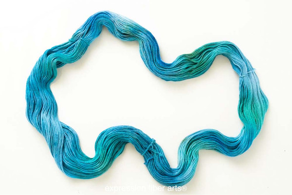 Caledonia Blue 'CREMA' WORSTED