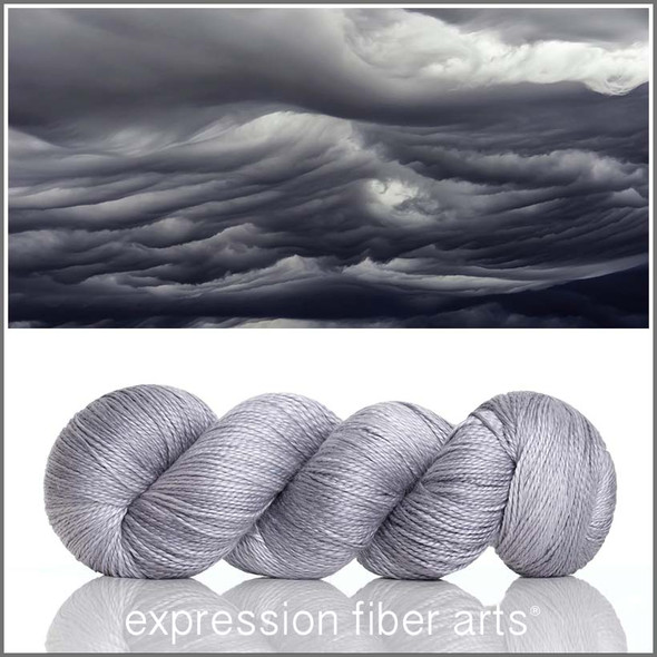 Dream Cloud 'MOONGLEAM' FINGERING